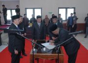 Pelantikan Sekda Difinitf Luwu, Patahudding “Kabupaten Luwu Harus Menjadi Birokrasi yang Profesional, Adaptif, Responsif, dan Berorentasi pada Hasil” 2 0691ba3b 298a 4050 b15e 39c7901780b8 1