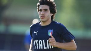 Antisipasi Kepergian Pogba, MU Buru Titisan Pirlo