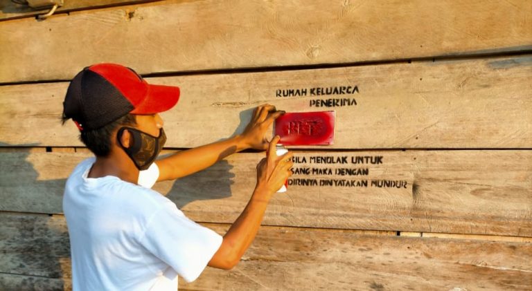 Rumah Penerima Bantuan Pemerintah di Malbar Lutra Diberi