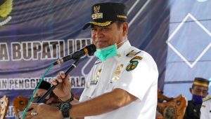 Bupati Luwu Resmikan Proyek Jalan Ruas Padang Sappa – Noling Rp 11,9 Miliar