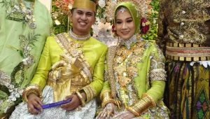 Viral Uang Panai Gadis Rongkong Setengah Miliar, Berlian Hingga Rumah