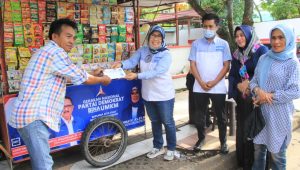 Gernas Demokrat Peduli, Salurkan Insentif UMKM dan Wifi Gratis di Palopo