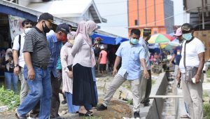 Kembali Menjabat Bupati, Indah Putri Langsung Tinjau Pasar Bone-bone