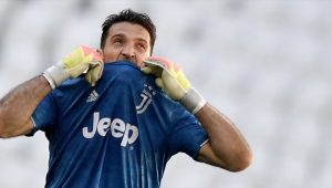 Tinggalkan Juventus, Buffon Tulis Pesan Menyentuh untuk Fans