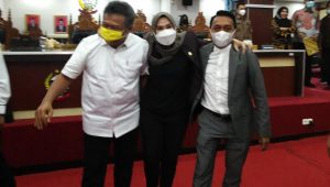 Kemarin Nyaris Adu Jotos, Hari Ini Legislator Nasdem-Golkar Berpelukan
