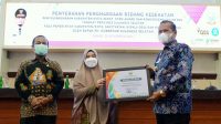 Bupati Luwu Terima Dua Penghargaan di Bidang Kesehatan