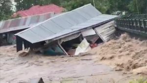 Banjir Terjang Soppeng, Dua Rumah Hanyut