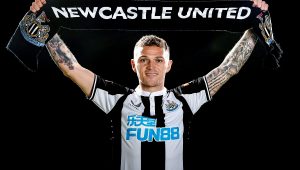 Kieran Trippier jadi Rekrutan Pertama Newcastle di Era Kepemilikan Pangeran Arab