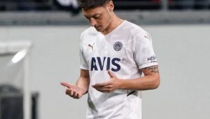 RANS Cilegon Dirumorkan Bakal Boyong Mesut Ozil