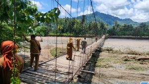 Tim Teknis PUPR Luwu Tinjau Kerusakan Infrastruktur Pasca Banjir di Latimojong