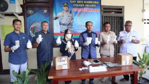 Polres Palopo Amankan Seorang IRT Pengedar Obat Daftar G, Terancam 20 Tahun Penjara