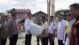 Bupati Luwu Perintahkan BPBD dan Dinsos Penuhi Kebutuhan Korban Angin Puting Beliung