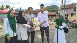 Baznas Luwu Salurkan Bantuan kepada Korban Angin Puting Beliung di Bua
