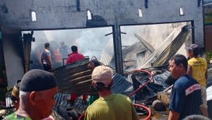Gegara Anak-anak Main Korek Api, Kios Terbakar di Lamasi