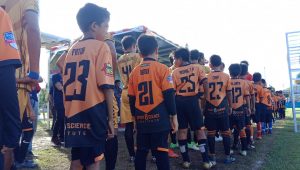 Pemain Sepakbola Turnamen Masmindo Cup I Kampanyekan Fair Play