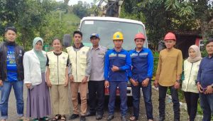 Mahasiswa KKN Unanda Bersama Pemdes Bonelemo Realisasikan Program PJU