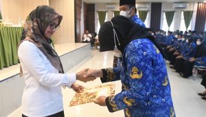 211 P3K di Lutra Terima SK, Bupati Ucapkan Selamat