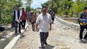 Fauzi Reses Sekaligus Tinjau Program Kotaku di Masamba