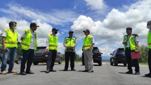Akan Dilakukan Pengembangan, Pemprov Sulsel Tinjau Bandara Andi Djemma
