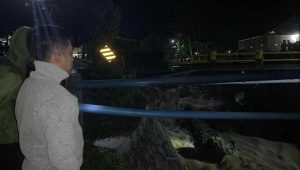 Abutment Jembatan Rampoang Palopo Amblas, Jalan di Tutup