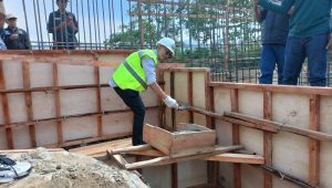 Dirut Masmindo dan Bupati Luwu Letakkan Batu Pertama Pembangunan Jembatan Baru Lekopini