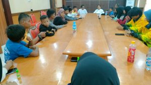 Wabup Suaib Mansur Lepas 26 Atlet Karate Inkado Luwu Utara ke Kejurda Gowa