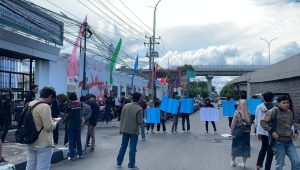 Mahasiswa Desak Kajati Sulsel Tuntaskan Dugaan Korupsi Program Toilet Smart dan Recoveri Container