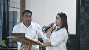 Dihadapan Keluarga Besar, Eva Stevany Rataba Mohon Doa Restu Kembali Bertarung Pileg