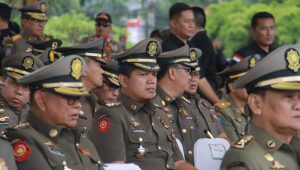 Puncak HUT Ke-73 Tingkat Nasional, Kepada Seluruh Kepala Daerah, Wamendamneg Berpesan Libatkan Satpol PP dalam Implementasi Kebijakan Investasi