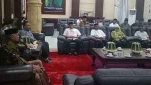 Bupati Luwu Minta Seluruh Kepala OPD Besuk dan Doakan Kesembuhan SBj