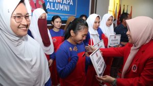 Rektor Menyapa Alumni dan Bagi Beasiswa, Nilawati Uly : UMB Palopo Memperhatikan Kualitas Lulusannya