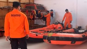 BASARNAS Pos Masamba Bersama Relawan Lakukan Pencarian Terhadap Perempuan yang Nekat Melompat di Jembatan Cilallang