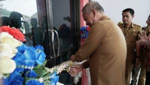 Dianggarkan 2,6 Miliar, Bupati Luwu Resmikan Kantor Camat Walenrang