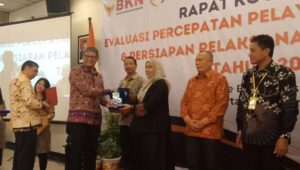 BKPSDM Luwu Terima Penghargaan Dari BKN