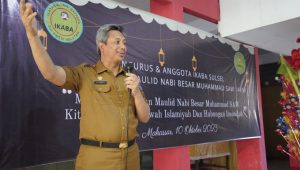 Pj Sekprov Sulsel Hadiri Peringatan Maulid Nabi, Bagikan Pengalaman Karir dan Peran Pj Gubernur dalam Gerakan Penanaman Pisang