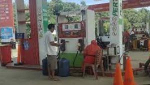 Kebutuhan Solar Nelayan 54 Liter Perhari, SPBU Bonepute Luwu Berikan 10 Liter, dan Pelansir Tampung Solar Hingga Puluhan Jerigen