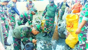 Karya Bakti TNI, Koramil Wara 1403-06 Sisir Parit Pasar Andi Tadda