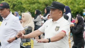 Pj. Bupati Luwu Ajak Masyarakat Jaga Kebugaran Tubuh Dengan Berolahraga