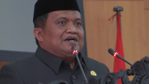 Pj Bupati Luwu Serahkan LKPJ Tahun Anggaran 2023 ke DPRD