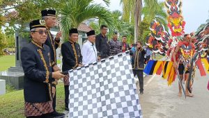 Diisi Tari Tradisional Hingga Karnaval Pakaian Adat, Bupati Kutai Timur Buka Festival Pemuda Kutim