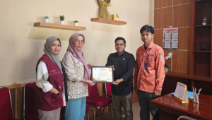 Aktif Dalam Peringatan Hari Donor Darah Sedunia, BKPSDM Luwu Terima Piagam Penghargaan