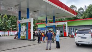 SPBU Bungadidi Lutra Diduga Pasang Tarif Rp 50 Ribu untuk Buat Barcode