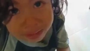 Bocah Berumur 5 Tahun di Kecamatan Suli Menangis Minta ABM ke Rumahnya