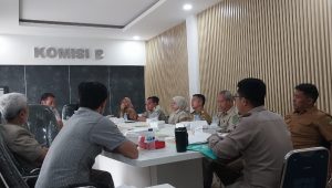 DLH Palopo Raker dengan Komisi B, Usul Perbanyak Bak Sampah