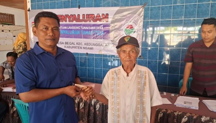 Pemdes Begal Salurkan BLT DD ke 27 Keluarga Penerima Manfaat