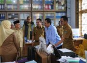 Hari Pertama Bertugas, Bupati Andi Rahim Sidak ASN di Luwu Utara