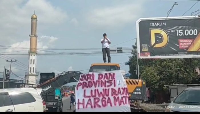 Hari ke-4 Unjuk Rasa Pembentukan DOB Luwu Tengah dan Provinsi Luwu Raya, Jalan Trans Sulawesi Lumpuh Total Dibeberapa Titik