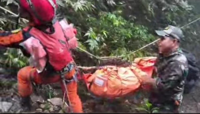 Kronologi Hilangnya ATR 42-500 di Kawasan Pegunungan Bulusaraung dan Penemuan Puing serta Korban Pesawat