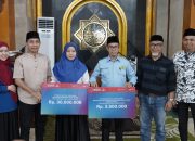 UMB Palopo Salurkan Bantuan Berkelanjutan untuk Masjid Agung