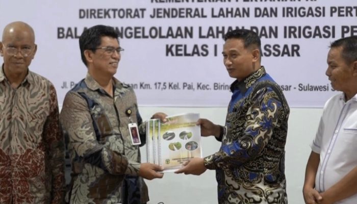 Ketua DPRD Luwu Serahkan Proposal Optimalisasi Irigasi untuk 997 Hektare Persawahan ke BRMP dan BPLIP Makassar